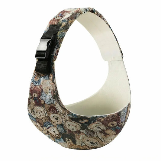 Needella CozyCarry Hüfttrage mit Teddymotiv als Studioaufnahme des Produkts