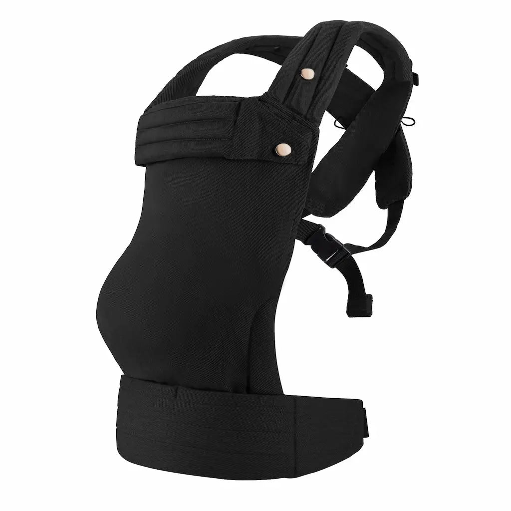 Needella Babytrage Huggle Schwarz – ergonomische Babytrage als vollständige Produktansicht