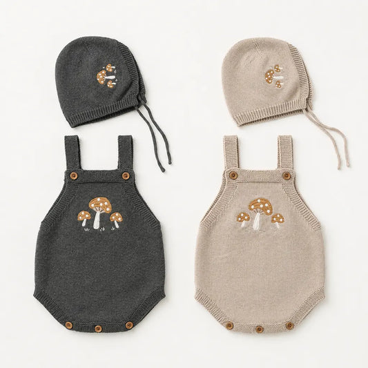 Milo Strampler - Gestrickter Baby Strampler mit Mütze
